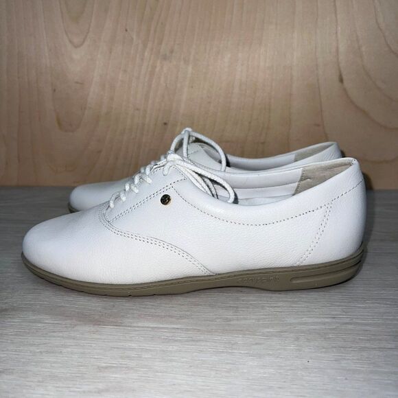 Easy Spirit ESMotion White Women's 5B - Picture 2 of 12